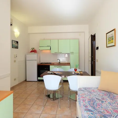 Il Conero Mare 아파트호텔 4*