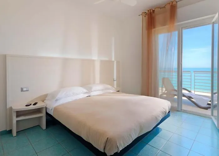 Il Conero Mare Lägenhetshotell 4*