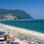 Апарт-отель Il Conero Mare