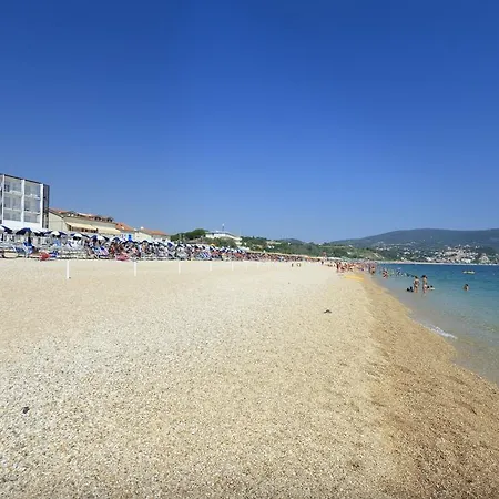 Lägenhetshotell Il Conero Mare Numana