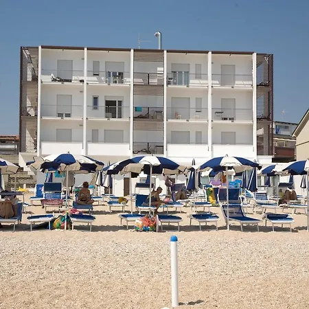 Aparthotel Il Conero Mare Numana