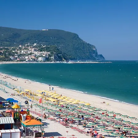 Aparthotel Il Conero Mare