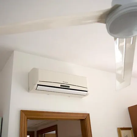 Aparthotel Il Conero Mare Numana