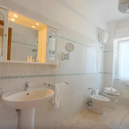 Il Conero Mare Aparthotel Numana