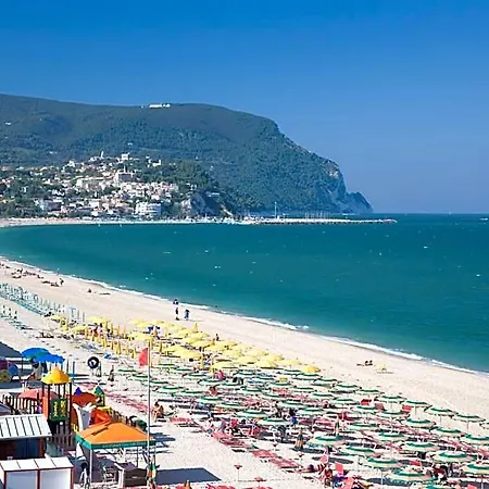 Апарт-отель Il Conero Mare